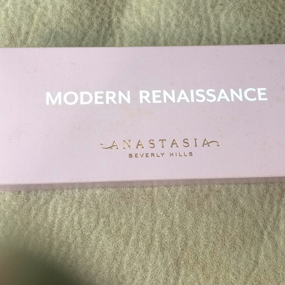Anastasia Modern Renaissance Palette